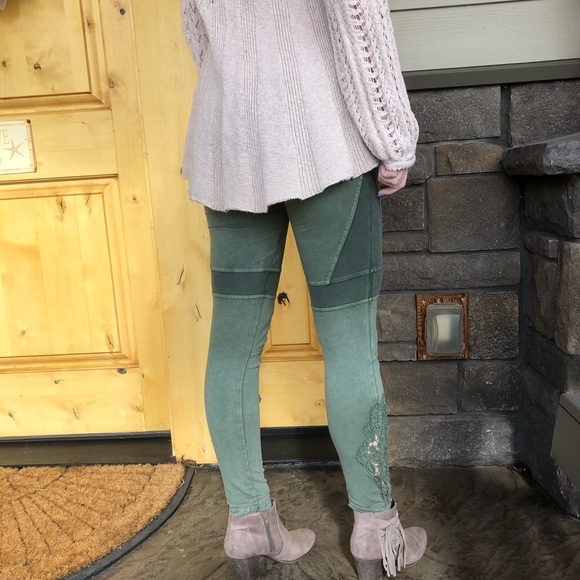 Leggings Faded Olive, Ash, Lt Mauve NWT Size S,M,L - Picture 3 of 5